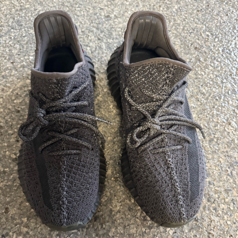 Men's Yeezy sneakers shoes black 8